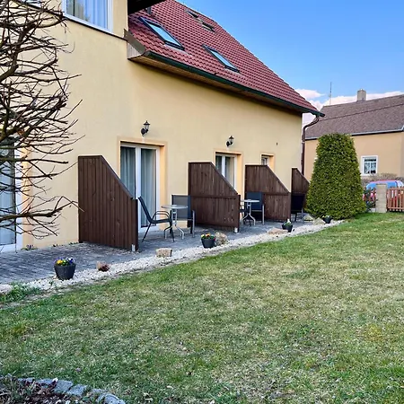 Zirovice Maison d'hôtes