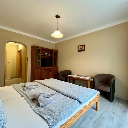 žírovice 3*