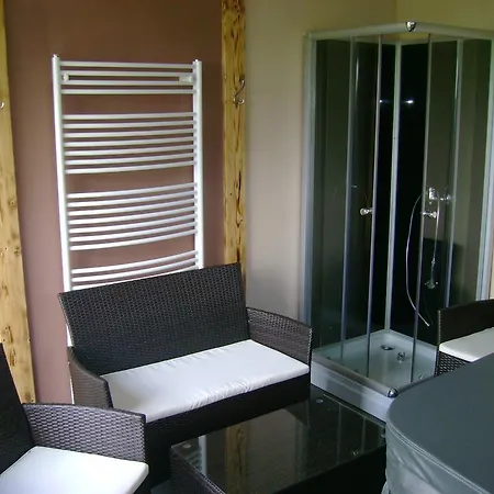 Zirovice 3*